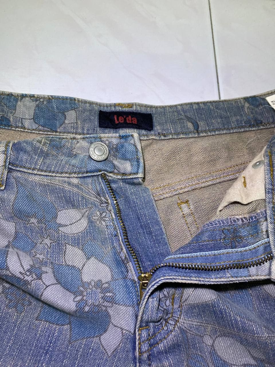 Japanese Brand vintage japanese brands all over prints denim nice design Size US 30 / EU 46 - 4 Thumbnail