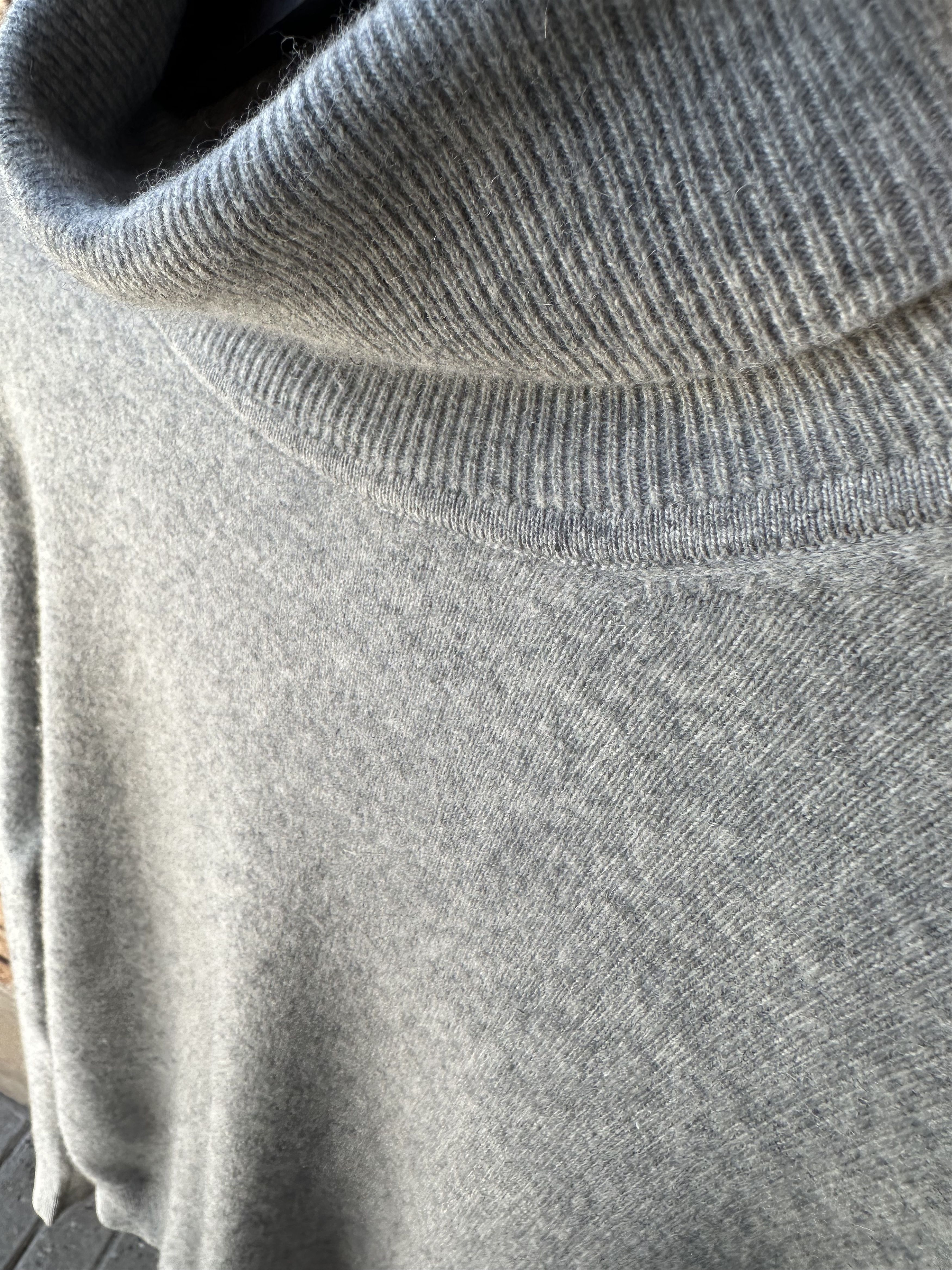 Uniqlo Cashmere Turtleneck Size US M / EU 48-50 / 2 - 3 Thumbnail