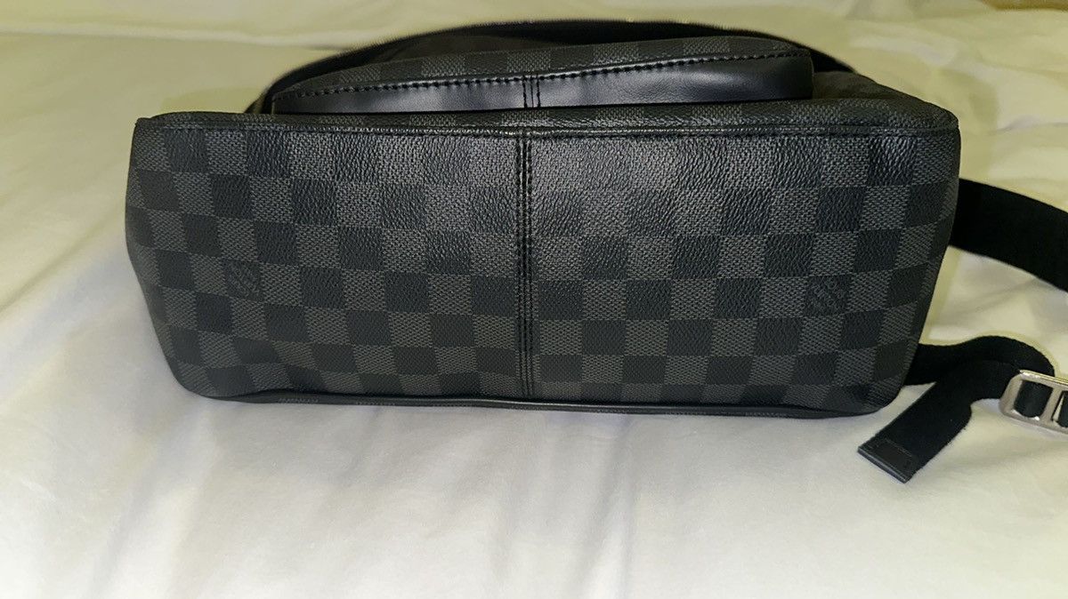Louis Vuitton Louis Vuitton Damier Graphite Josh Backpack Size ONE SIZE - 6 Thumbnail