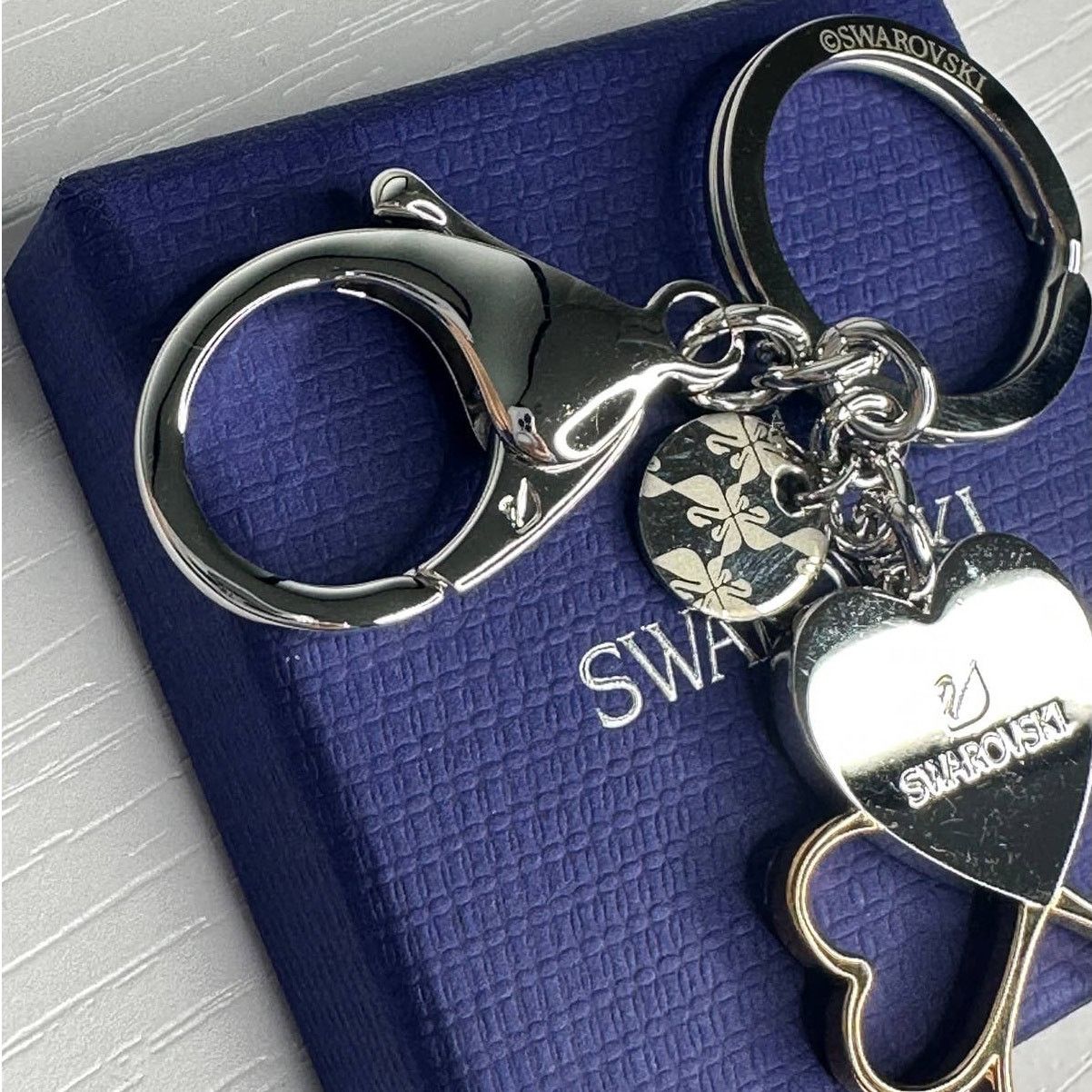 Swarovski Swarovski Cupid Heart Leaf Bag Charm Crystals Mixed Size ONE SIZE - 8 Thumbnail
