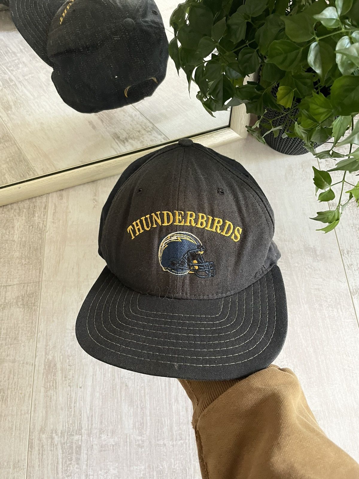NHL × Vintage Vintage Thunderbirds 90’s Hockey Cap Hats Fade Sun RARE Size ONE SIZE - 1 Thumbnail