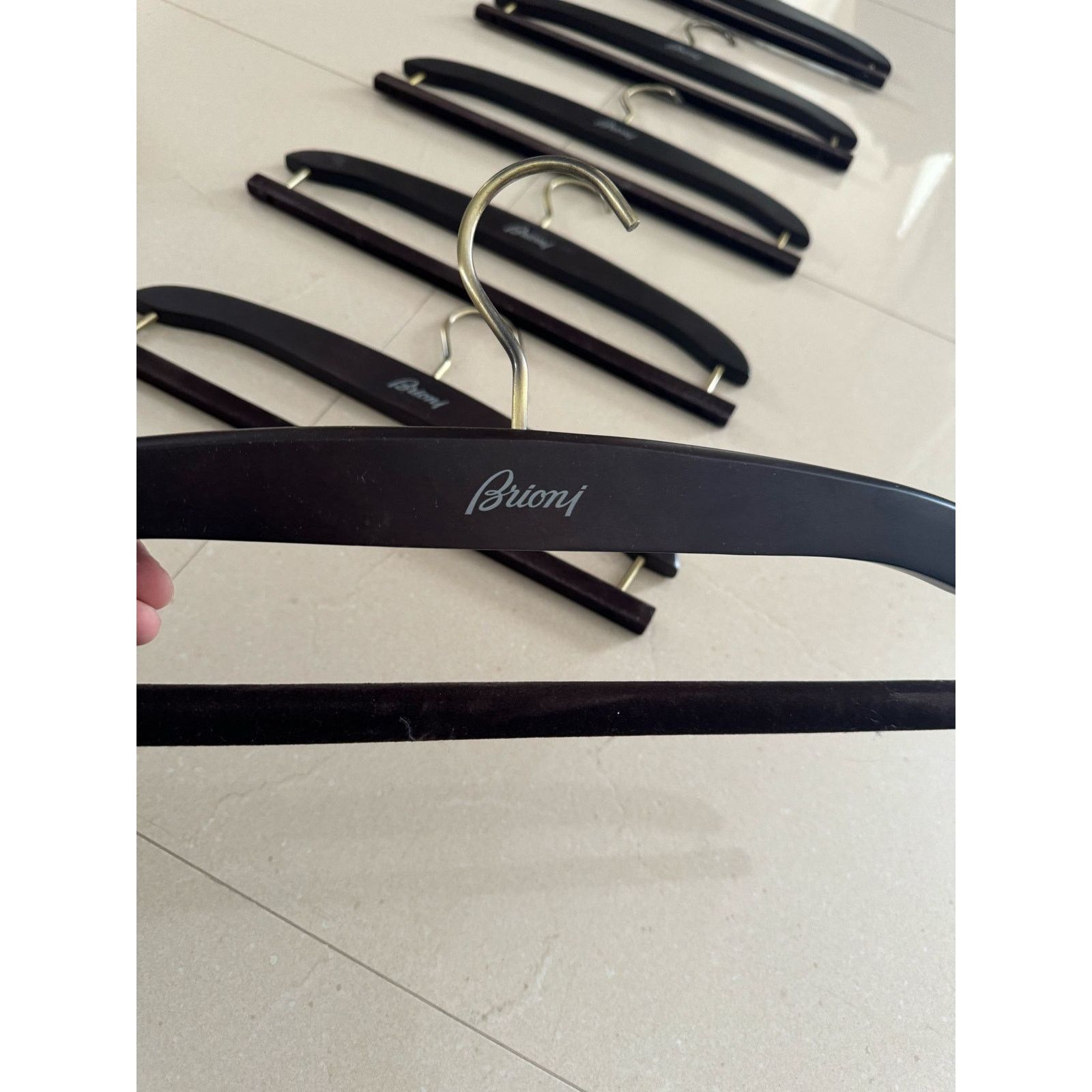 Brioni o1rshd1 Size: OS / 6 Brioni Pant Hangers in Brown Size ONE SIZE - 5 Thumbnail