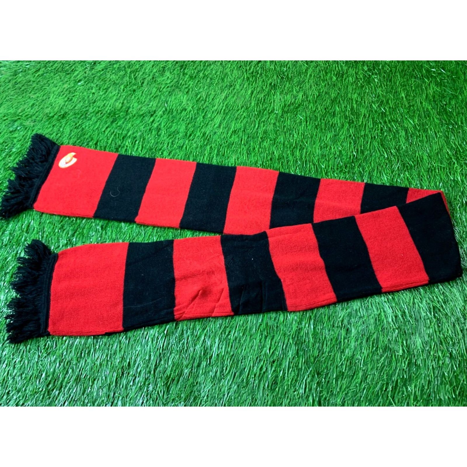Vintage Beechfield Scarf One Size Red and Black Casual Solid Pattern Mens Size ONE SIZE - 2 Thumbnail
