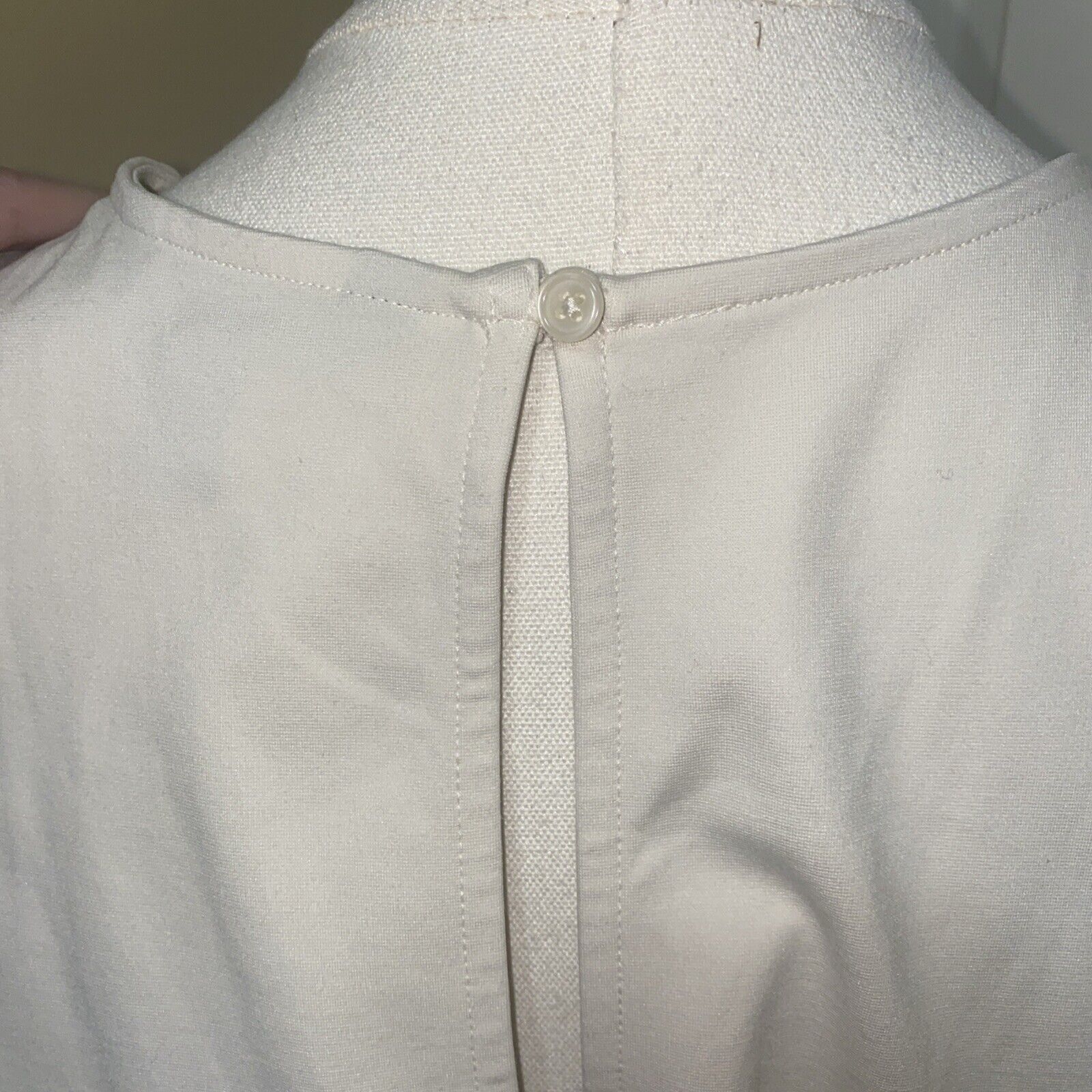 Banana Republic Banana Republic Ivory Maxi Dress Size Small Pockets Size S / US 4 / IT 40 - 7 Thumbnail