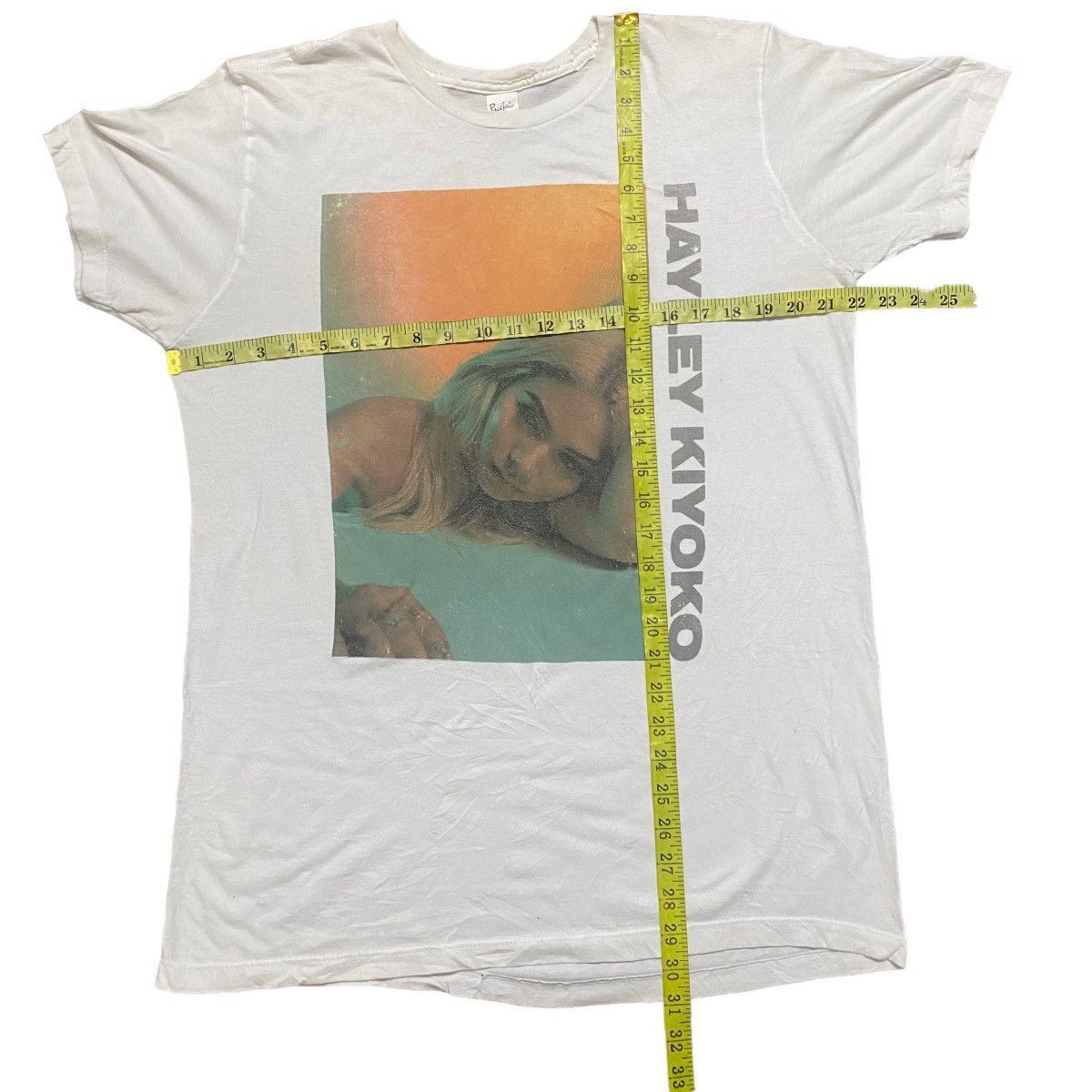 Vintage Hayley Kiyoko Tshirt Size US L / EU 52-54 / 3 - 7 Thumbnail