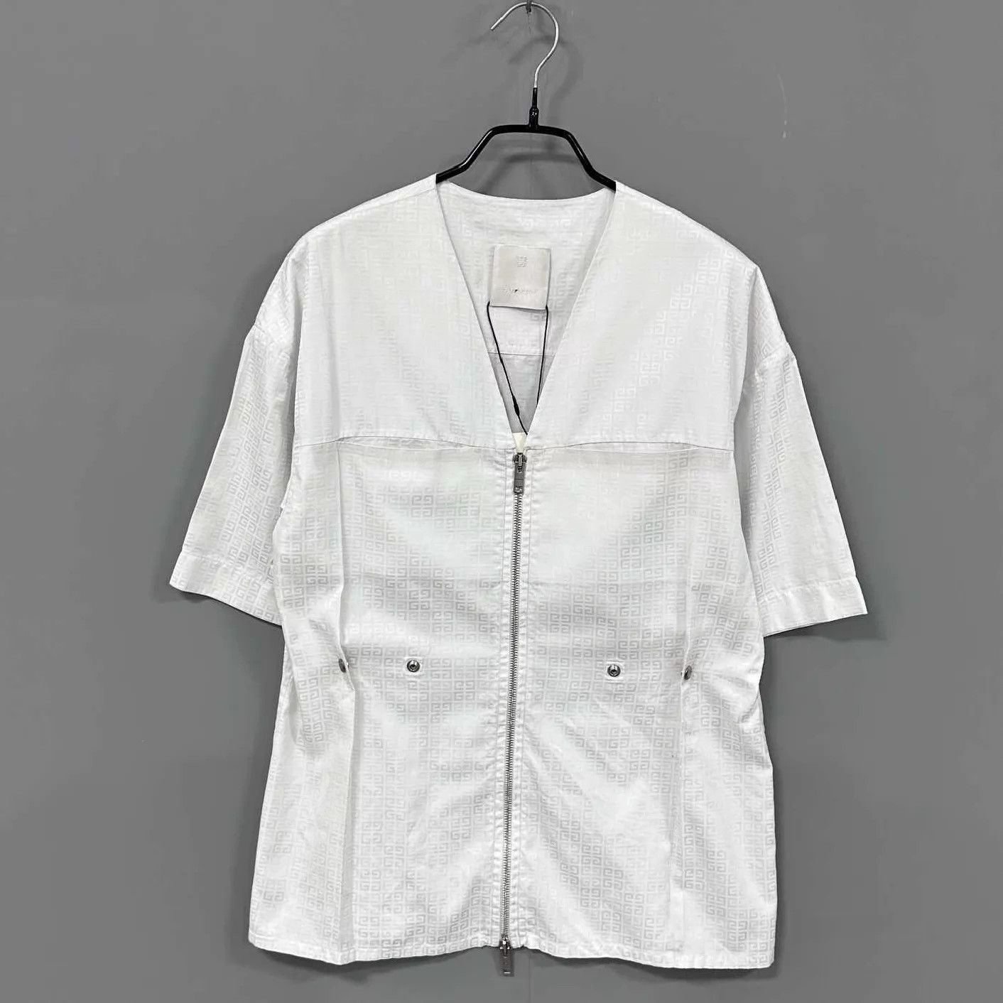 Givenchy Givenchy Subtle All-Over Logo Short-Sleeve Jacket 36 Size XS / US 0-2 / IT 36-38 - 1 Thumbnail