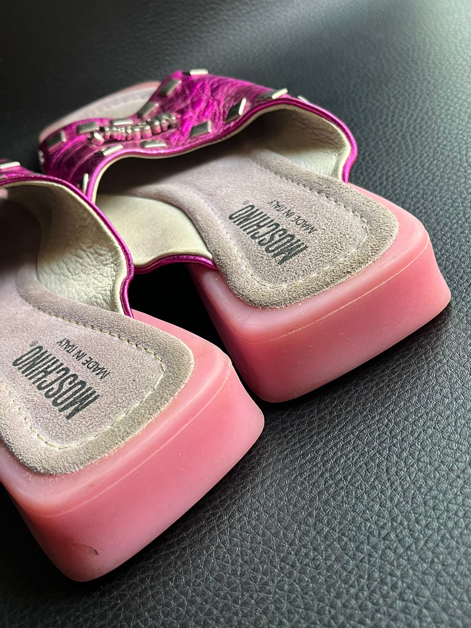 Moschino Moschno pink vintage 35 leather slides Size US 4 / IT 34 - 9 Thumbnail