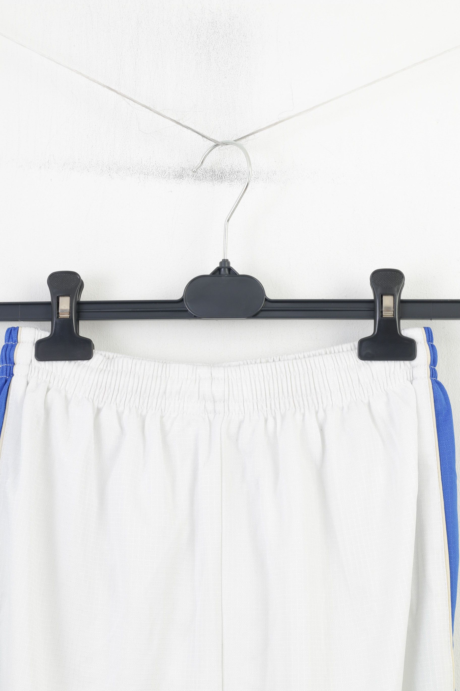 Vintage Vintage Men XS Shorts White Shiny Sportswear Training 10906 Size US 26 / EU 42 - 2 Thumbnail