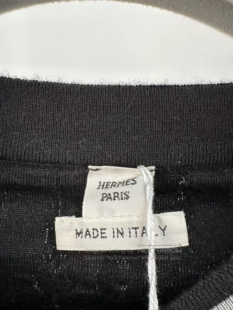 Hermes Hermes Embossed Logo Top Size XXS / US 00 / IT 34 - 2 Thumbnail