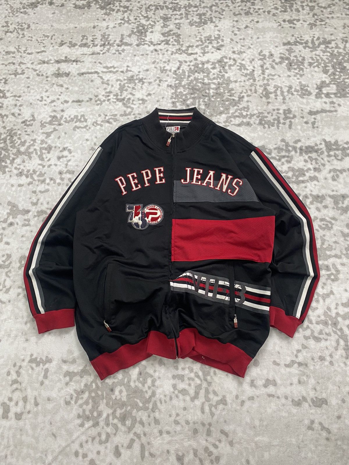 Pepe Jeans 1990s PEPE JEANS VINTAGE SPELLOUT PELLE HIPHOP Size US XL / EU 56 / 4 - 1 Thumbnail