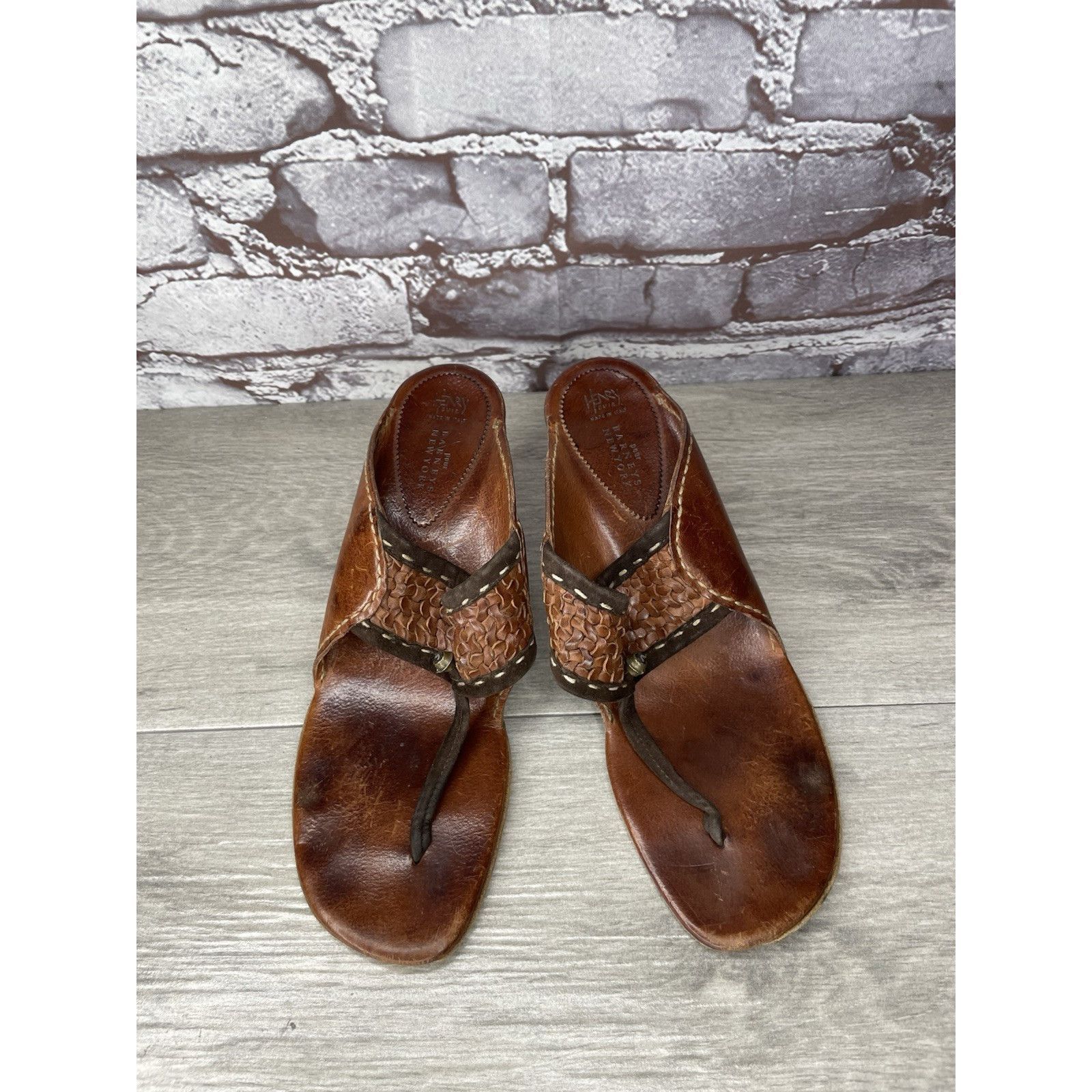 Barneys New York Henry Beguelin for Barneys New York Brown Leather Thong Heel Size US 6.5 / IT 36.5 - 11 Thumbnail