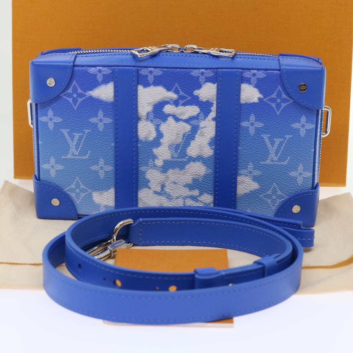 Louis Vuitton LOUIS VUITTON Monogram Clouds Soft Trunk Wallet Shoulder Size ONE SIZE - 12 Thumbnail