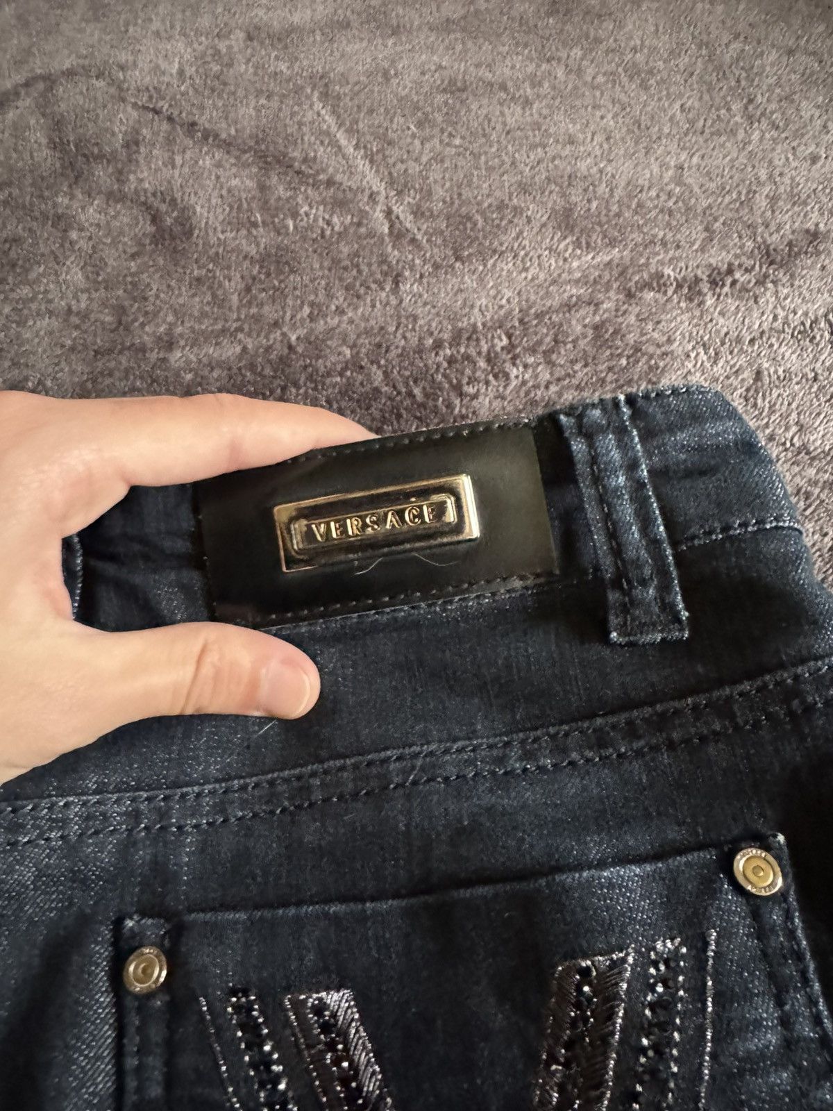 Versace Versace jeans midi skirt denim big logo vintage Size 30" / US 8 / IT 44 - 10 Thumbnail