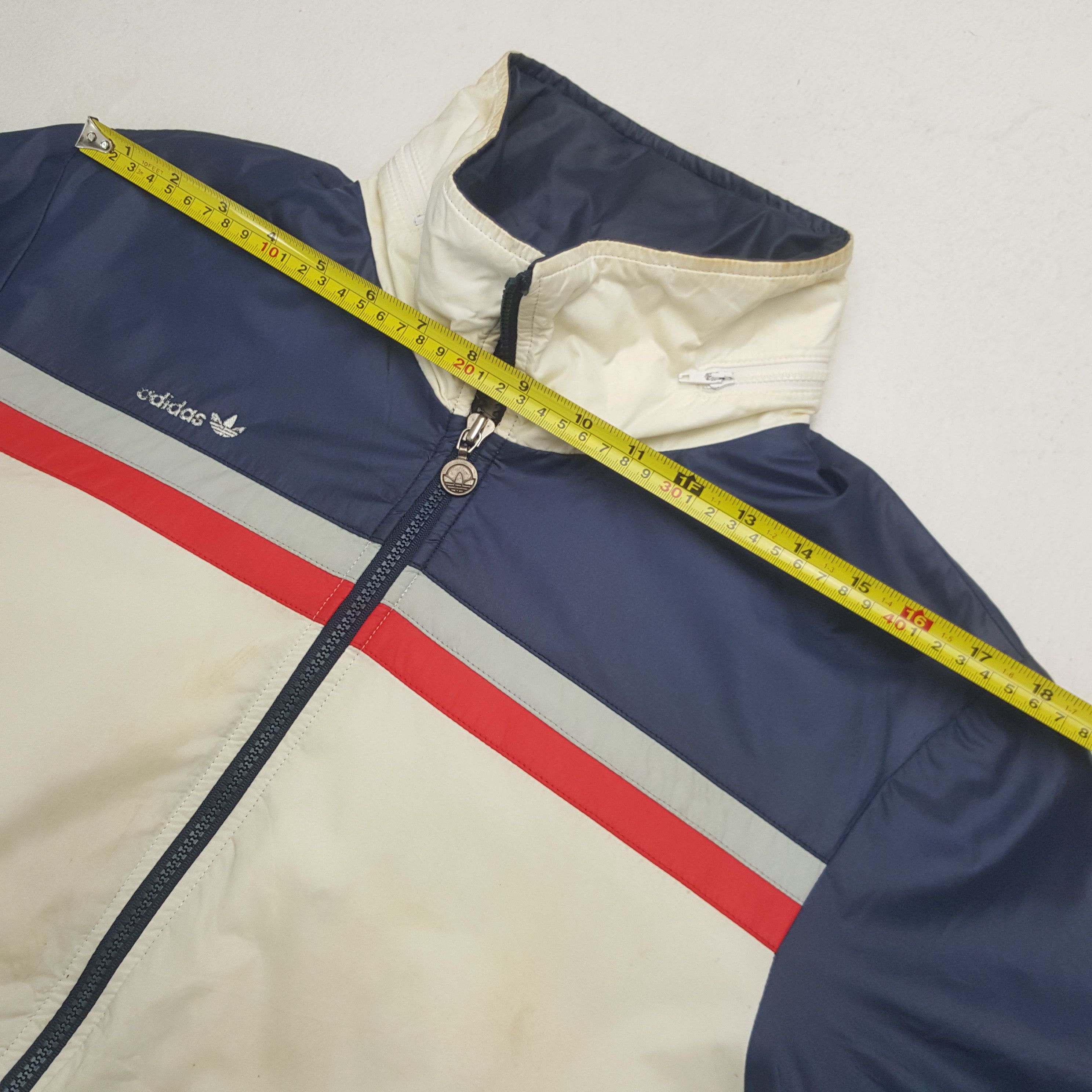 Adidas Vintage Adidas American Sports Windbreaker Jacket RR4 Size US M / EU 48-50 / 2 - 5 Thumbnail