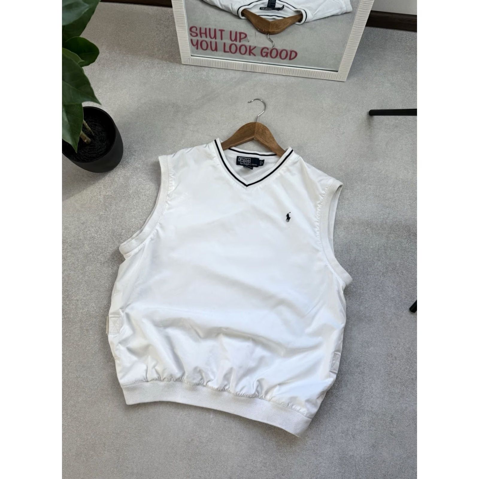 Polo Ralph Lauren VINTAGE Polo Ralph Lauren Vest White Gilets Men’s Tennis Style Sleeveless Size M Polo Ralph Lauren Vest White Men's Tennis Style Sleeveless M Size US M / EU 48-50 / 2 - 3 Thumbnail