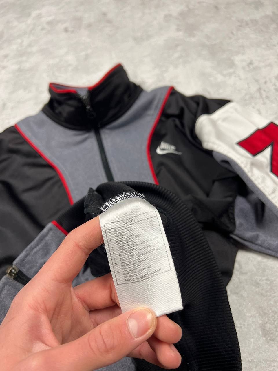 Nike Vintage Nike Track Jacket Big Logo Size US M / EU 48-50 / 2 - 10 Thumbnail
