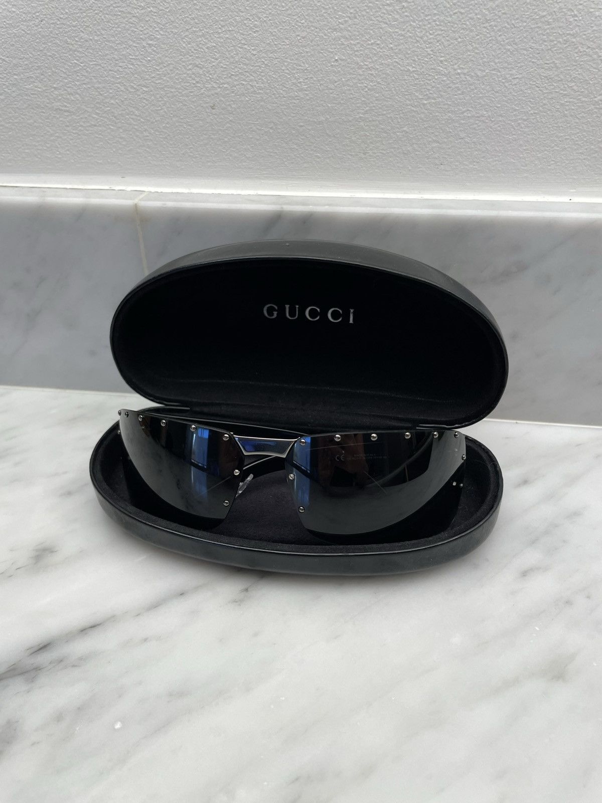 Gucci Gucci gg1823 🔥 gothic sunglasses mask monogram arms Size ONE SIZE - 10 Thumbnail