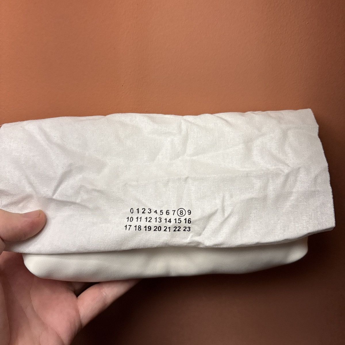新品 Maison Margiela × Gentle Monster ケース 美品】Maison Margiela × Gentle Monster ケース - メルカリ