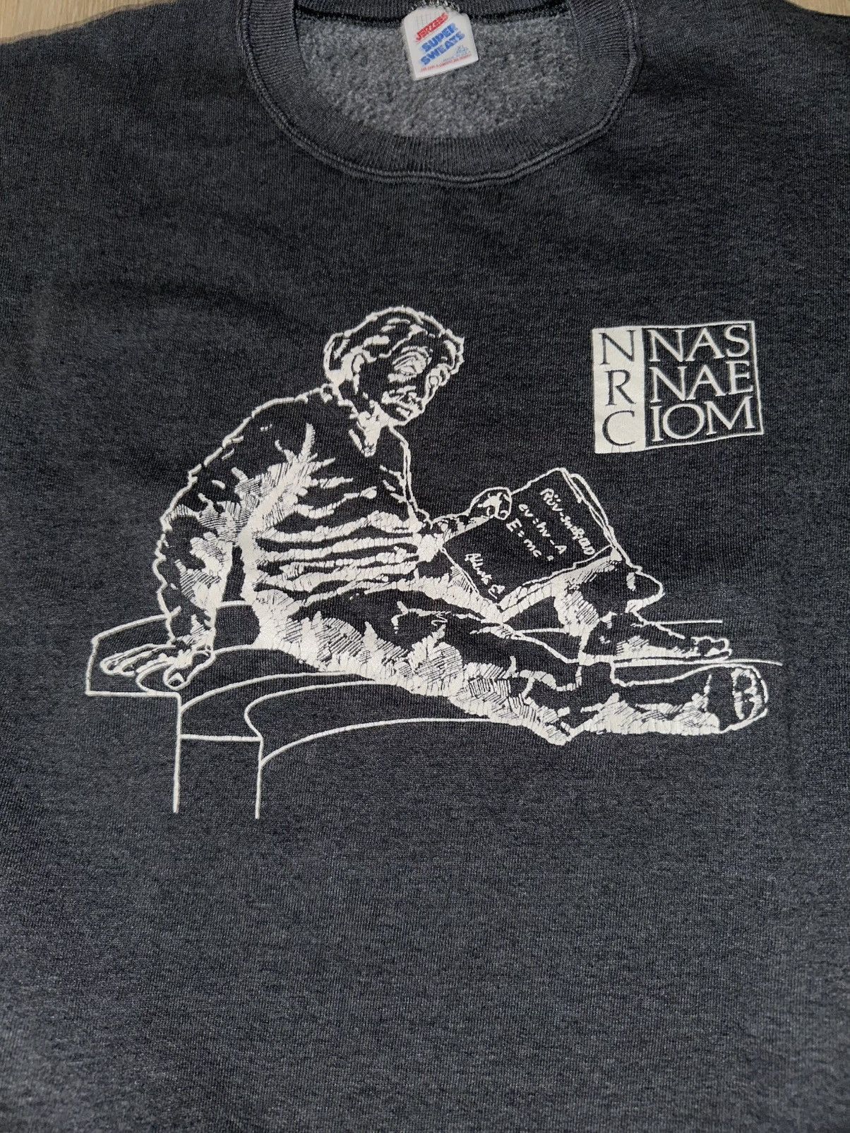 Jerzees Vintage National Research Council Albert Einstein Sweatshirt Size US XL / EU 56 / 4 - 3 Thumbnail
