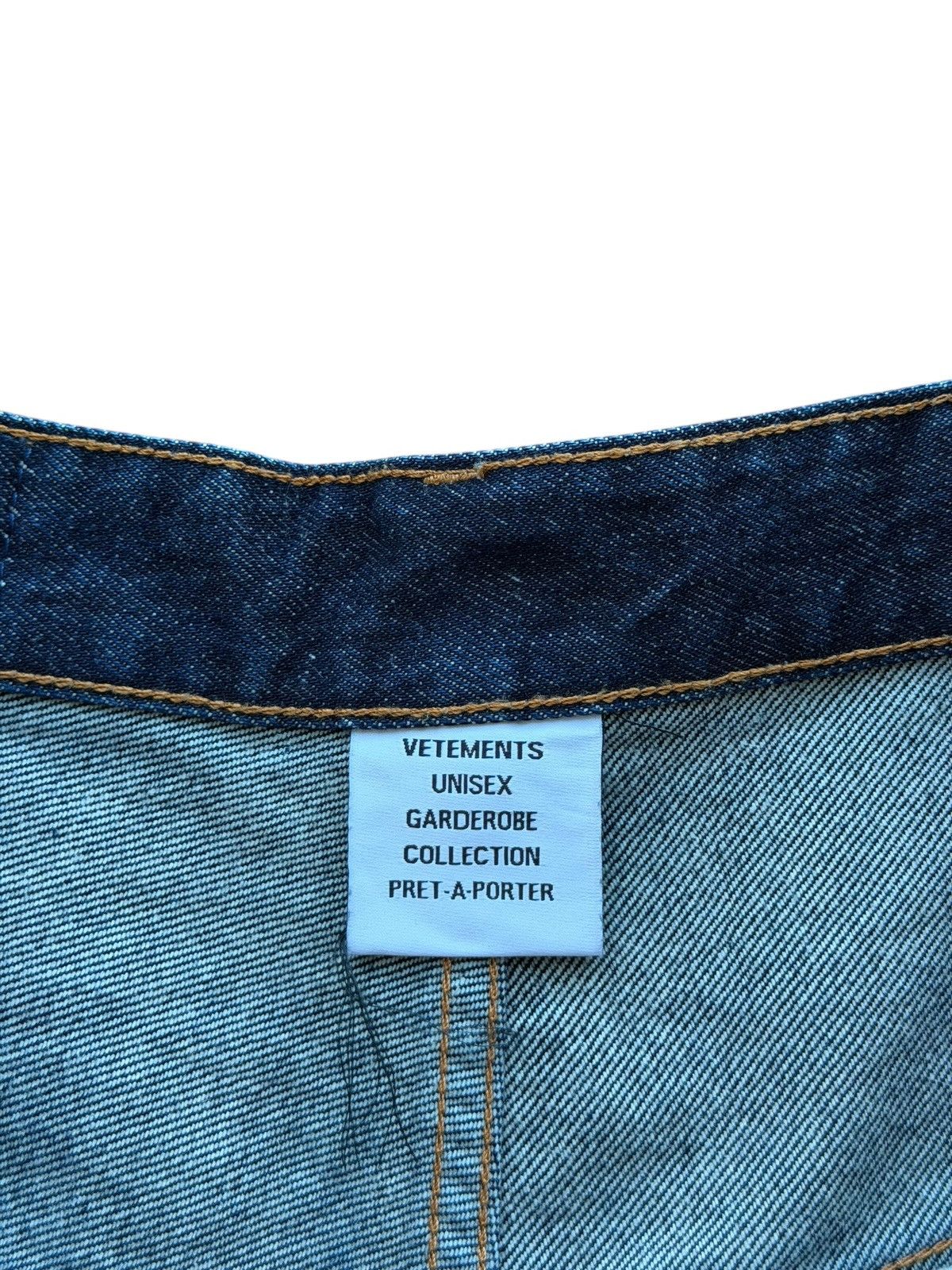 Vetements *RARE* GVASALIA VETEMENTS DENIM BAGGY DISTRESSED SHORT Size US 36 / EU 52 - 12 Thumbnail