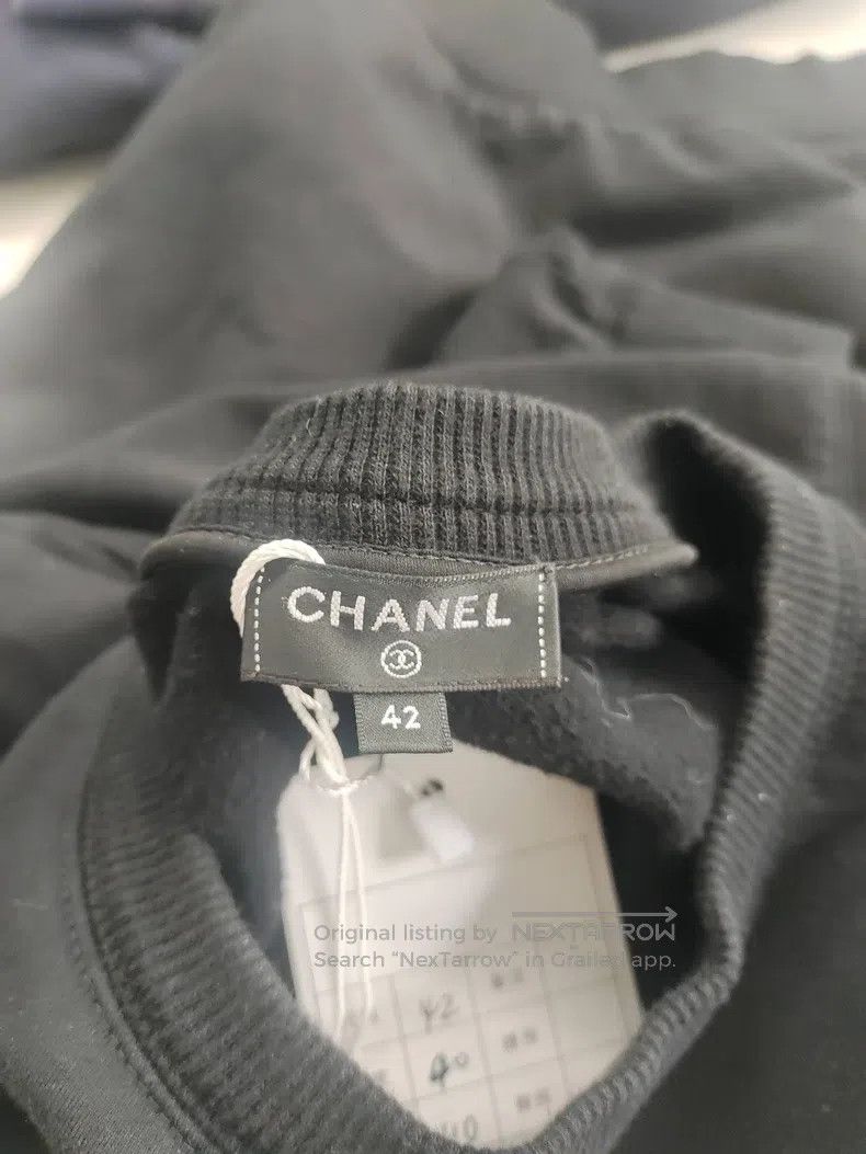Chanel Chanel Black plush logo pullover sweatshirt Size M / US 6-8 / IT 42-44 - 3 Thumbnail