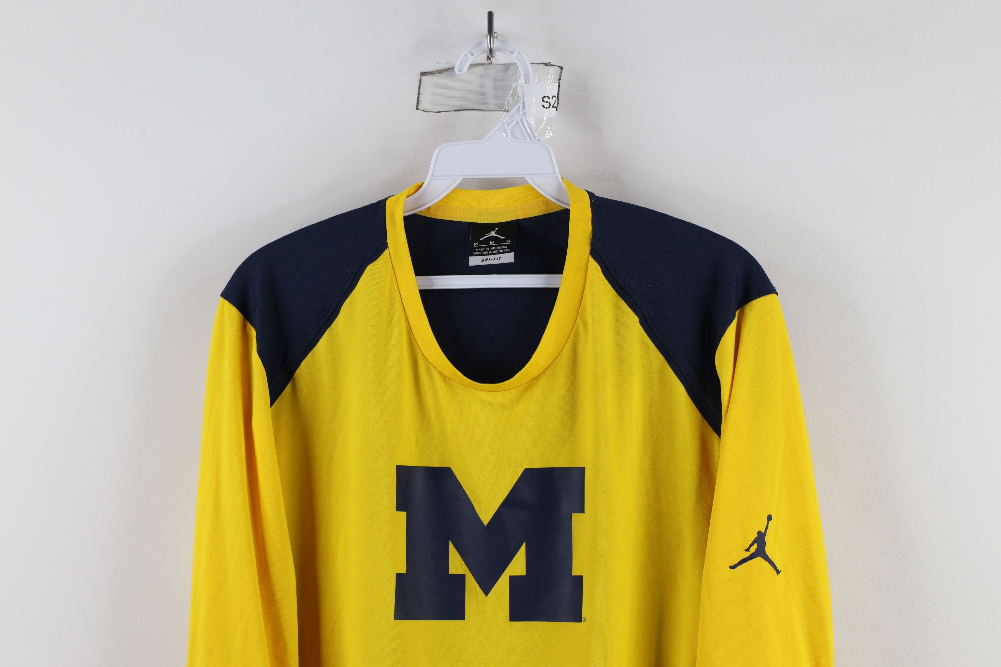 Nike × Vintage Nike Air Jordan Tech Jumpman Long Sleeve T-Shirt Yellow Size US M / EU 48-50 / 2 - 2 Thumbnail