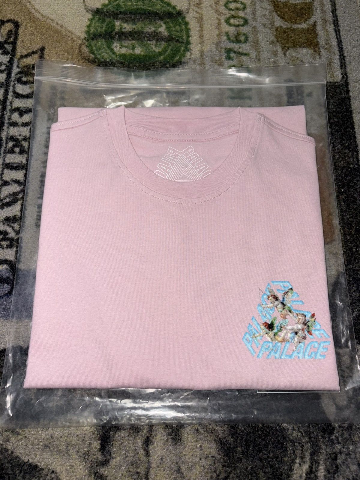 Palace Palace Cherub P3 T-Shirt Size US S / EU 44-46 / 1 - 1 Thumbnail