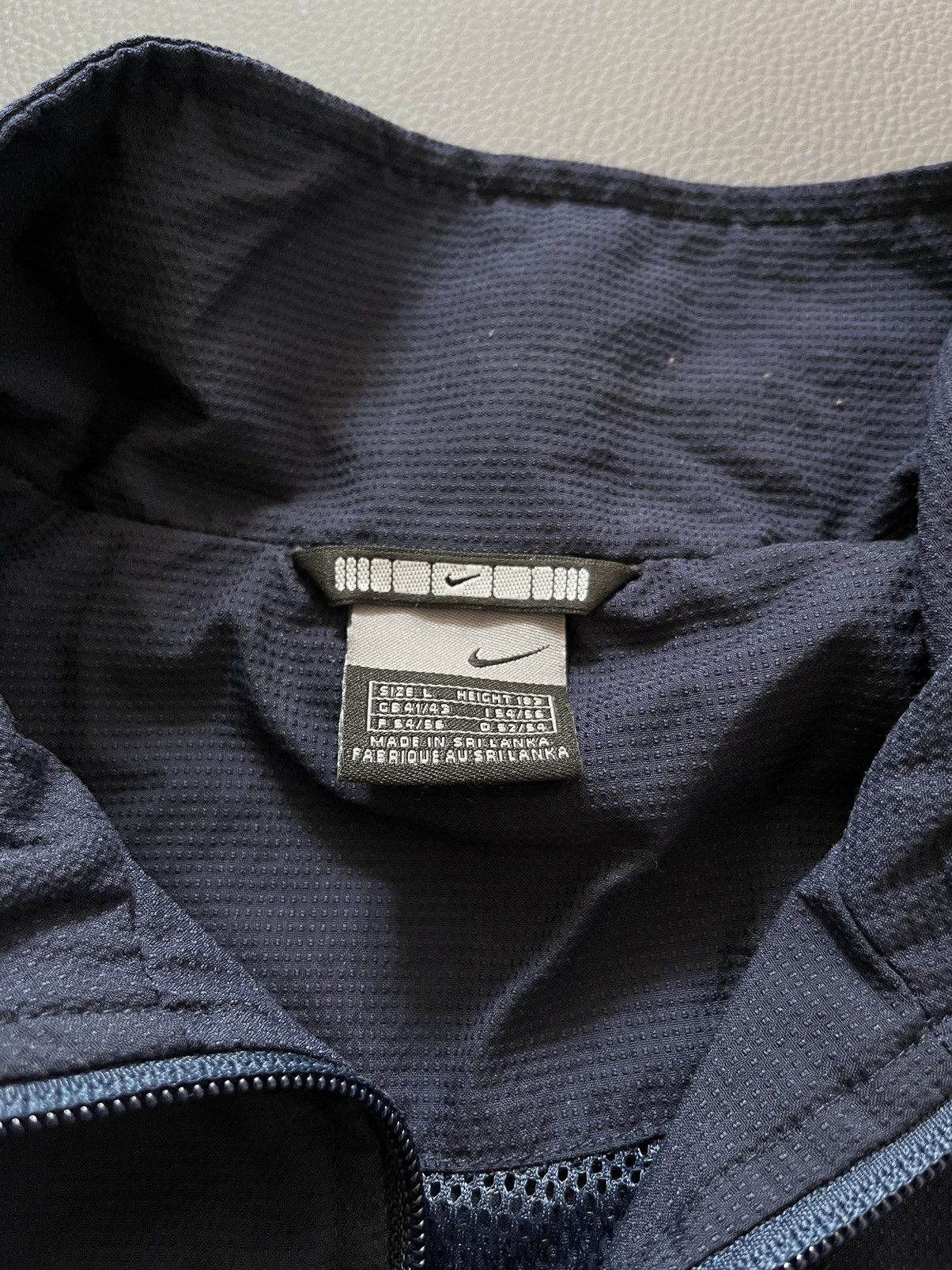 Nike Vintage Nike Team Zip Sweatshirt Y2K ACG Tn Size L Size US L / EU 52-54 / 3 - 2 Thumbnail