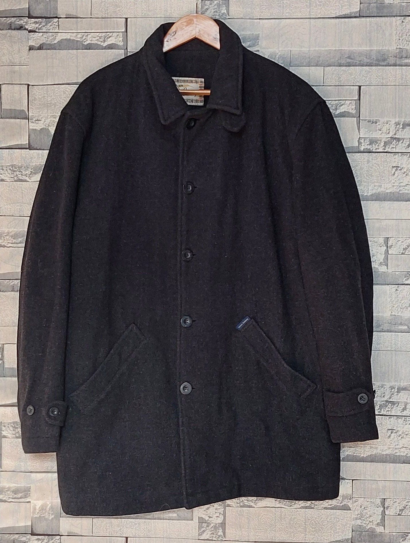 image of Vintage Thomas Burberry Jacket Men Size XL in Black