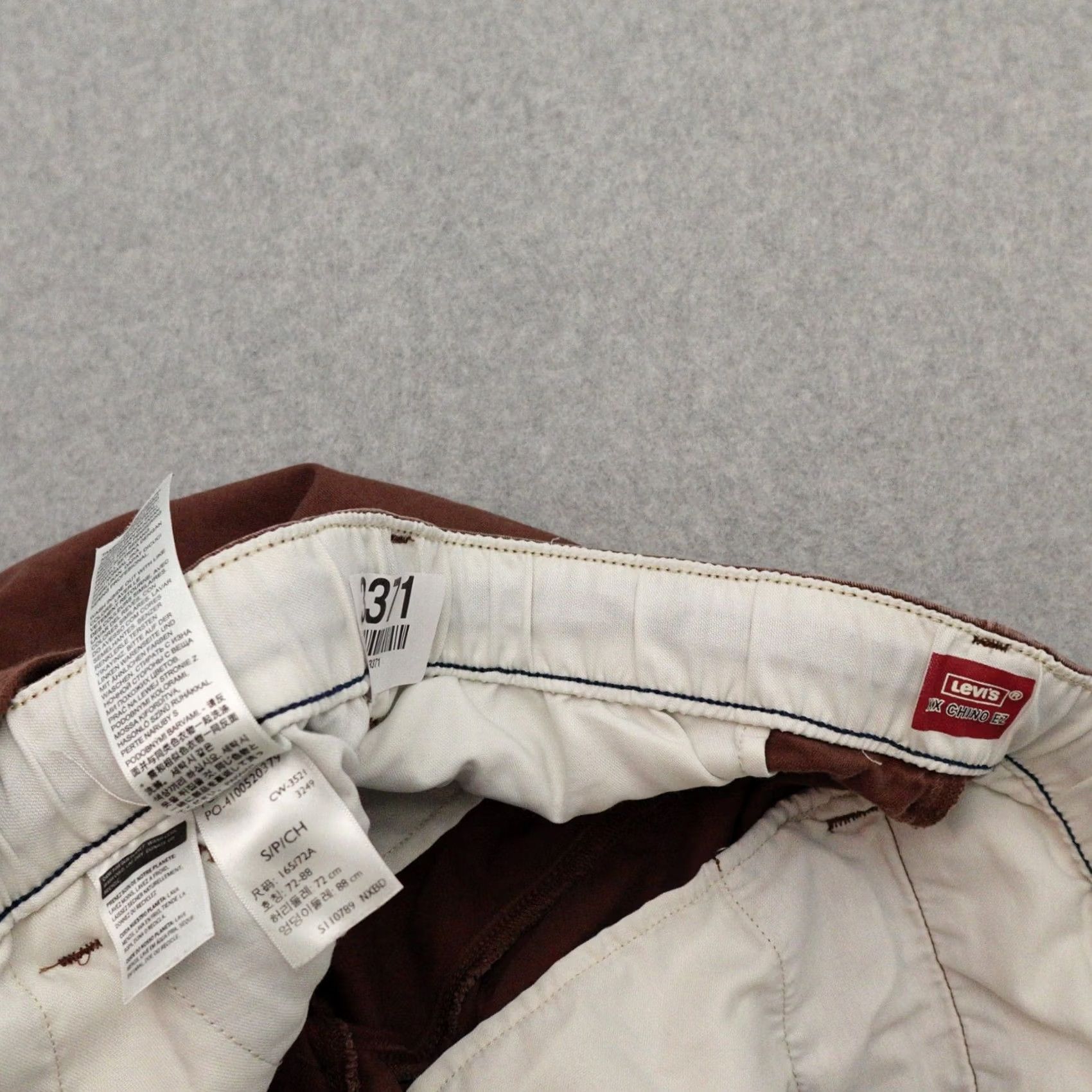 Levi's Levi’s XX Chino EZ Mens Small (31X28) Brown Pants Relaxed Inseam 28 Straight Jeans Size US 31 - 5 Thumbnail
