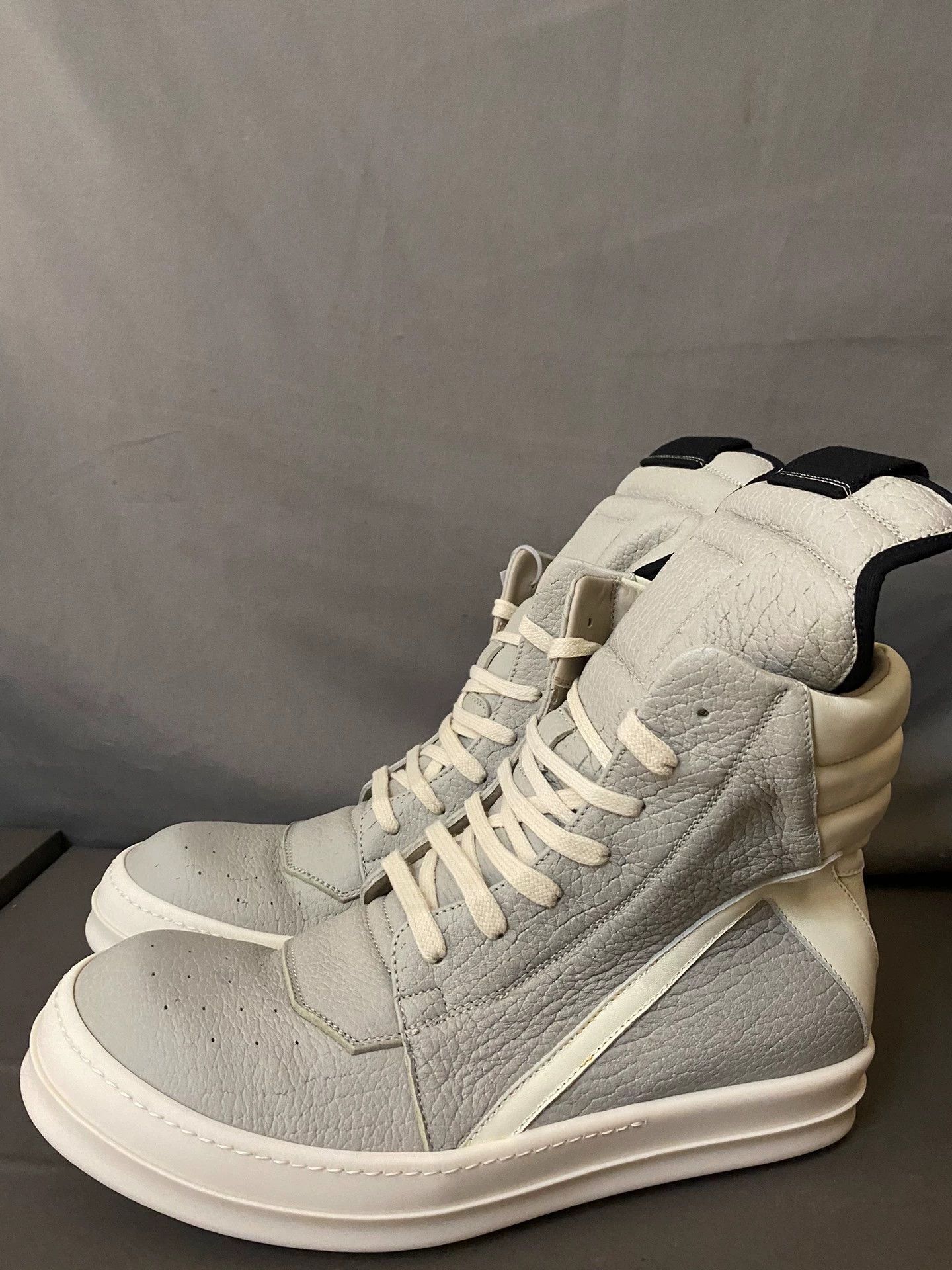 Rick Owens Rick Owens main line, dusty gray inverted triangle Size US 9 / EU 42 - 4 Thumbnail