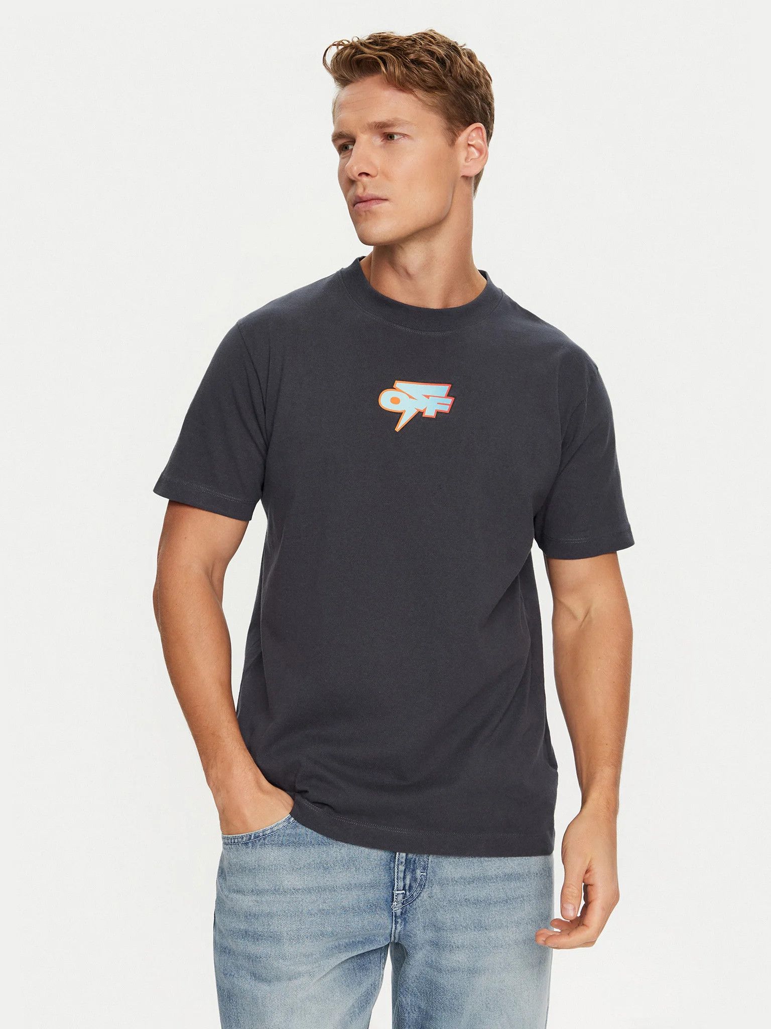 Off-White o1gr1nt1124 Degradé Thund Slim S/S T-Shirt in Outer Space Size US XS / EU 42 / 0 - 1 Thumbnail