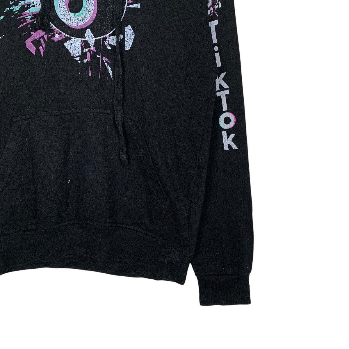Japanese Brand Tik Tok Big Logo Pullover Hoodie Size US S / EU 44-46 / 1 - 4 Thumbnail