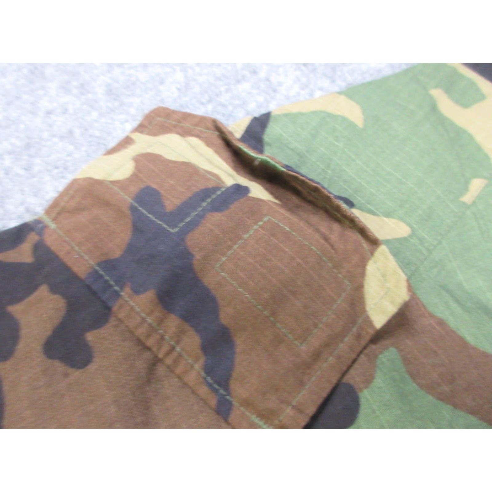 Vintage Military Jacket Green Camouflage Hooded Workwear Coat Size US M / EU 48-50 / 2 - 6 Thumbnail