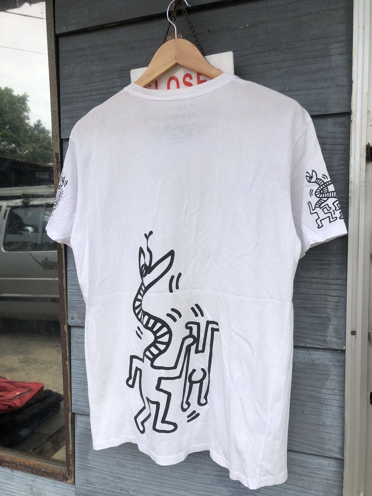 Keith Haring × Zara RARE Zara X Keith Haring Foundation Tshirt Size US M / EU 48-50 / 2 - 11 Thumbnail