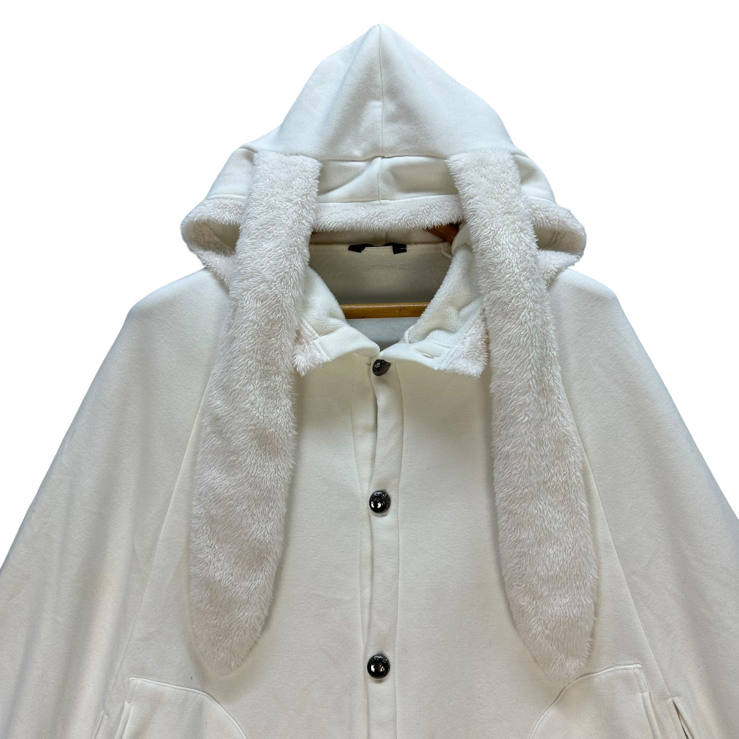 Japanese Brand ALGONQUINS Rabbit White Cape #A41-0945 Size ONE SIZE - 2 Thumbnail