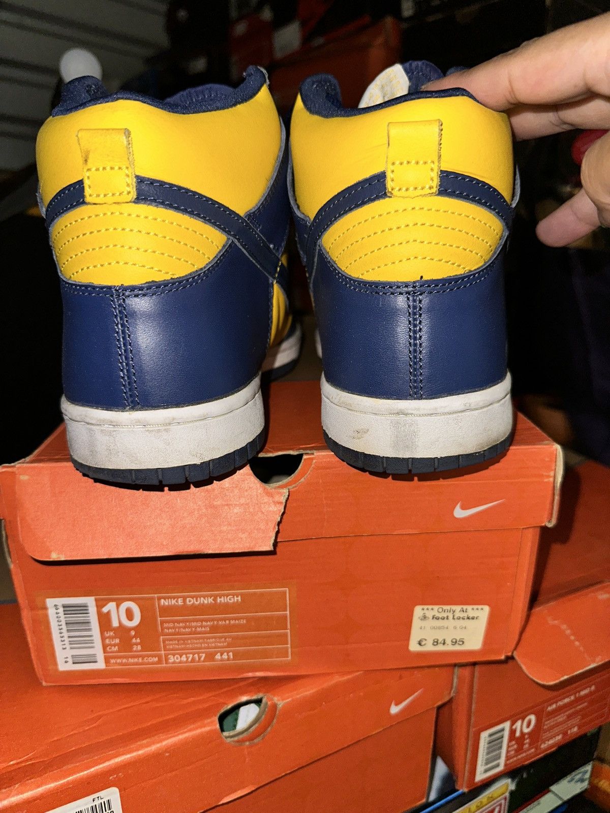Nike Vintage Nike Dunk High 2003 ‘University of Michigan’ Size US 10 / EU 43 - 6 Thumbnail