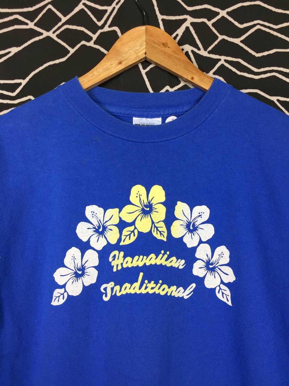 Vintage Vtg Hawaiian Traditional Hibiscus Flower Tee Size US M / EU 48-50 / 2 - 3 Thumbnail