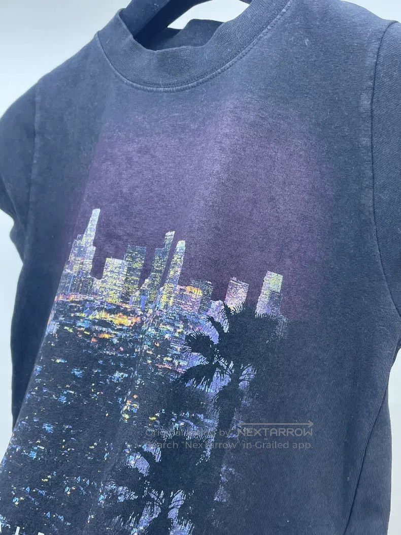 Balenciaga Balenciaga Los Angeles Night View Short Sleeve T-Shirt Size US S / EU 44-46 / 1 - 4 Thumbnail