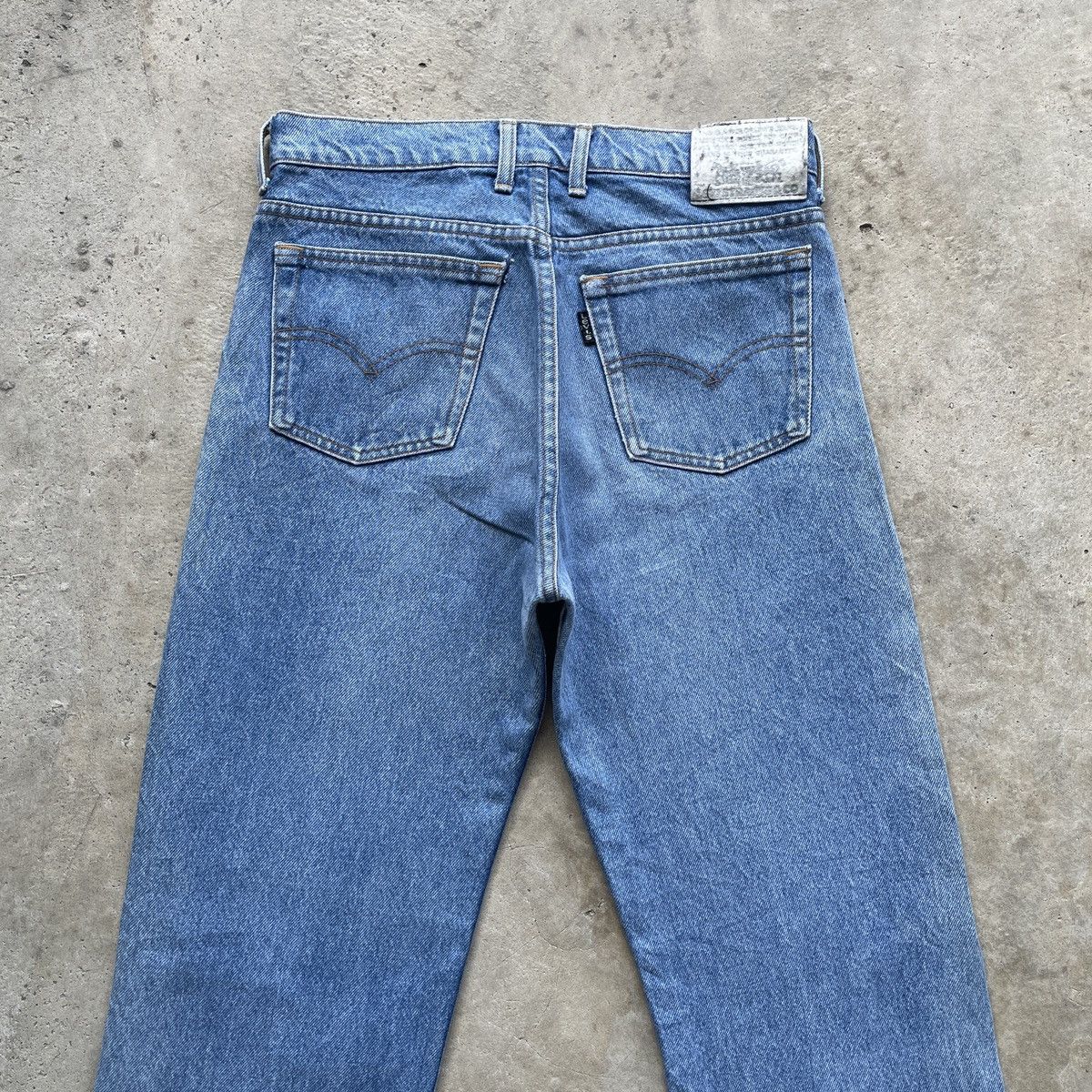 Levi's Vintage Clothing Vintage Levi’s Black Tag Distressed Faded Jeans Denim Pants Size US 30 / EU 46 - 12 Thumbnail