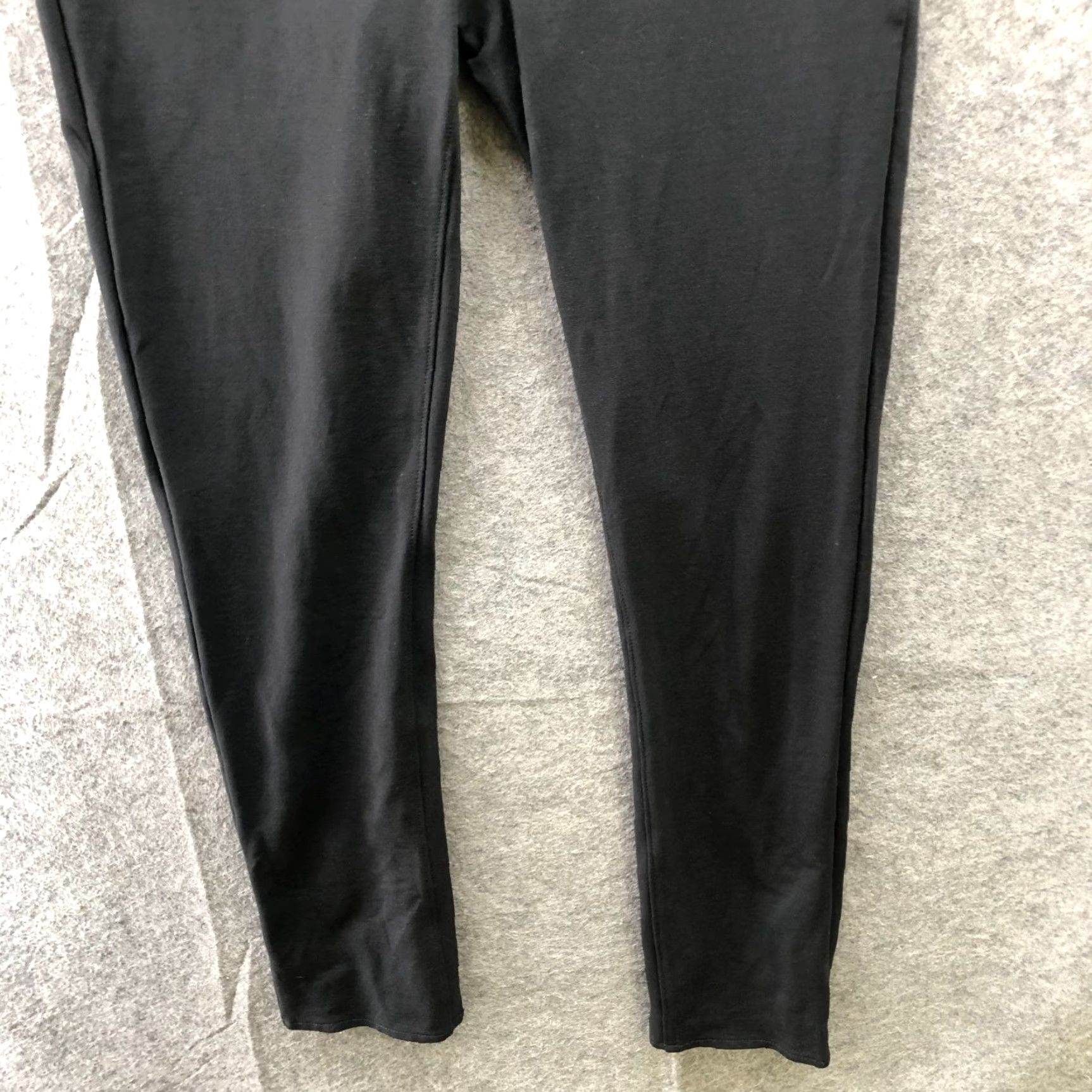 Calvin Klein Calvin Klein Pants Womens 8 Black Low Rise Ponte Skinny 5 Pocket Ankle Regular Inseam 28.5 in Size 30" / US 8 / IT 44 - 4 Thumbnail
