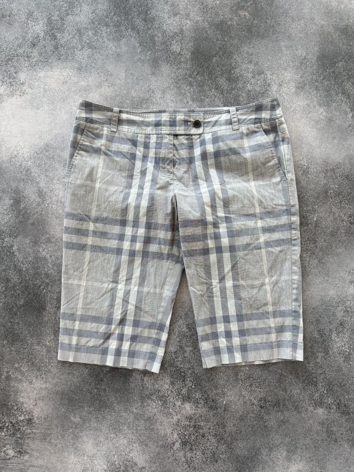 Burberry Burberry Shorts Size US 32 / EU 48 - 1 Thumbnail