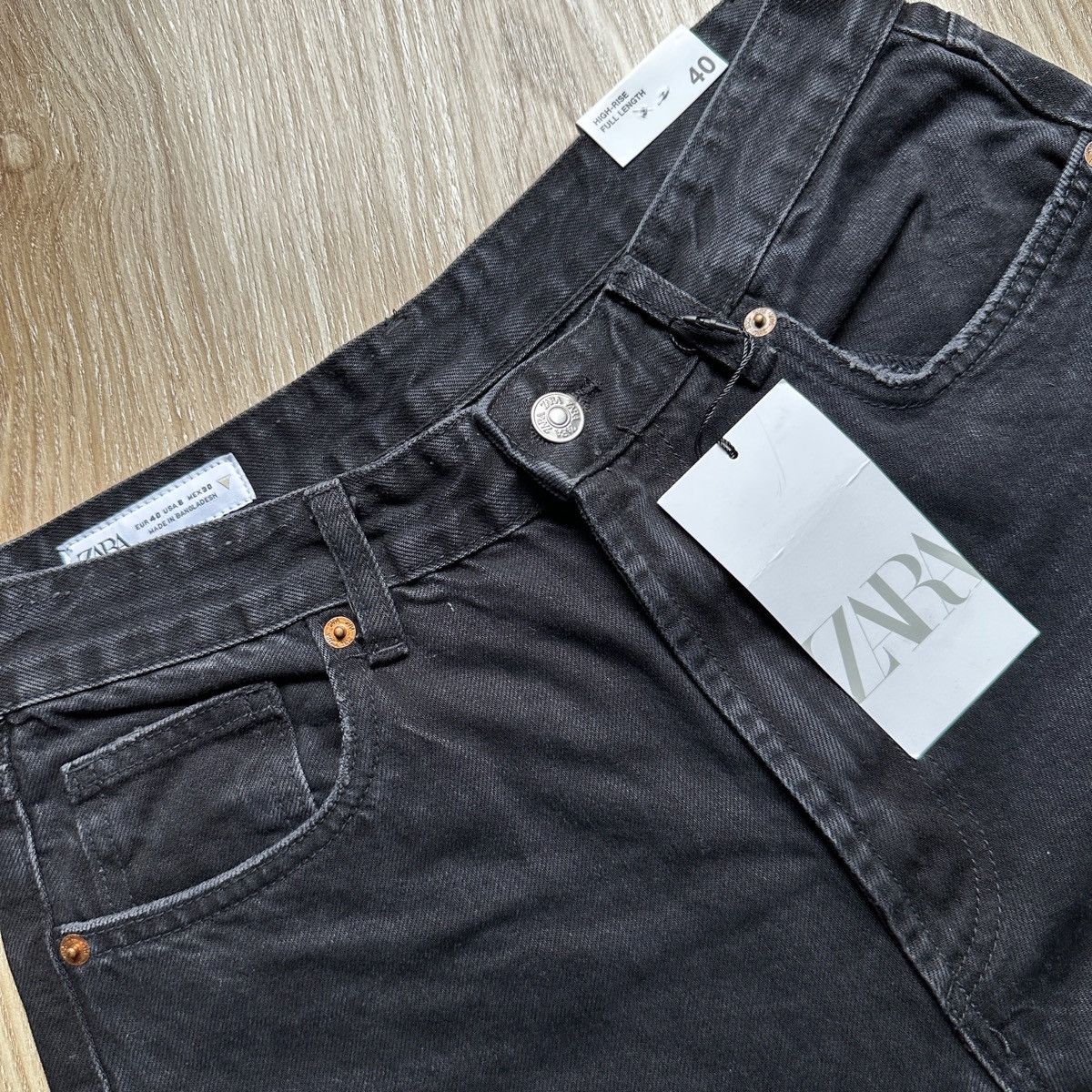 Zara ZARA High-Rise Wide-Leg Jeans in Washed Black Size 30" / US 8 / IT 44 - 2 Thumbnail