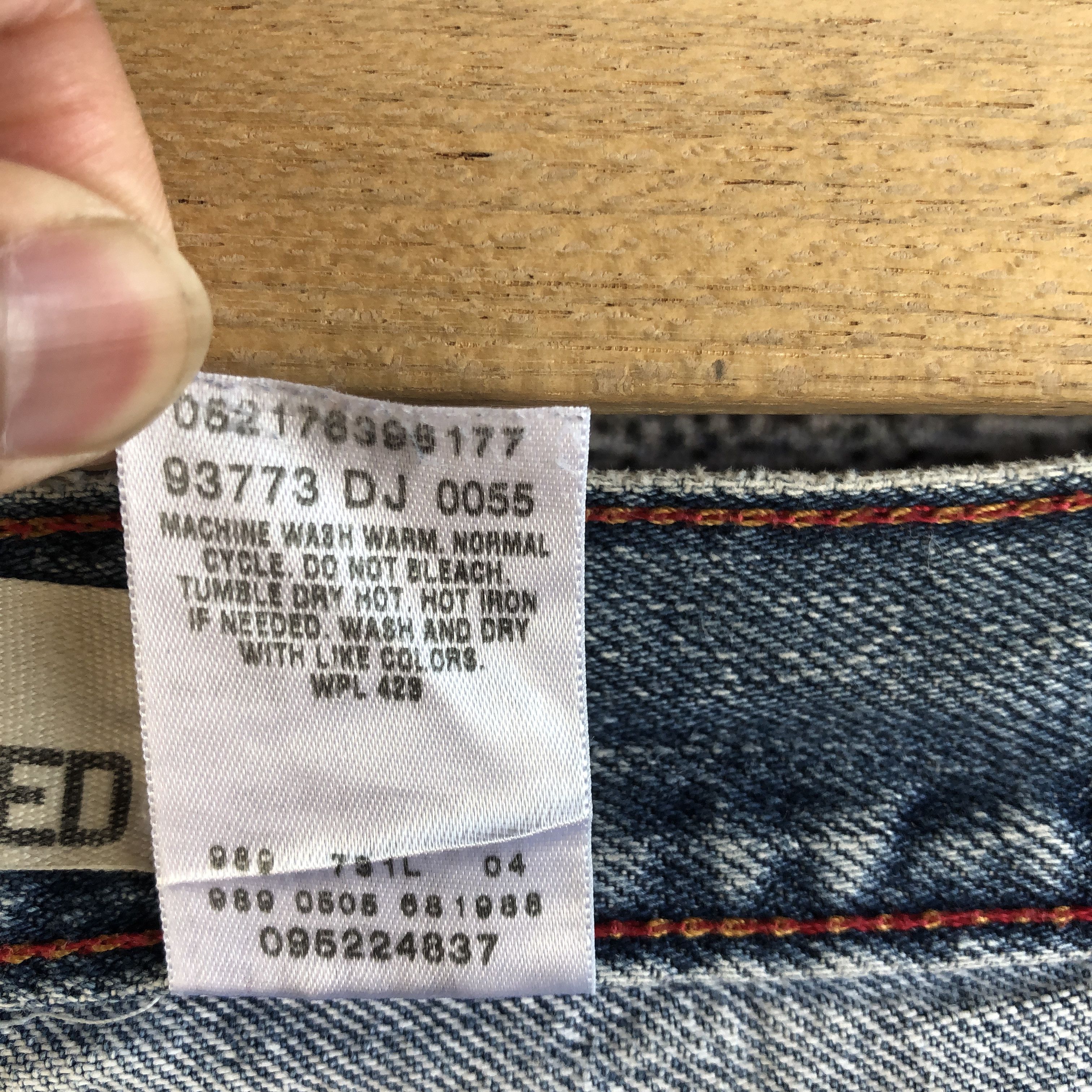 Levi's Vintage Levis Sun Faded Jeans Levi's 550 Light Wash Denim Size US 38 / EU 54 - 10 Thumbnail