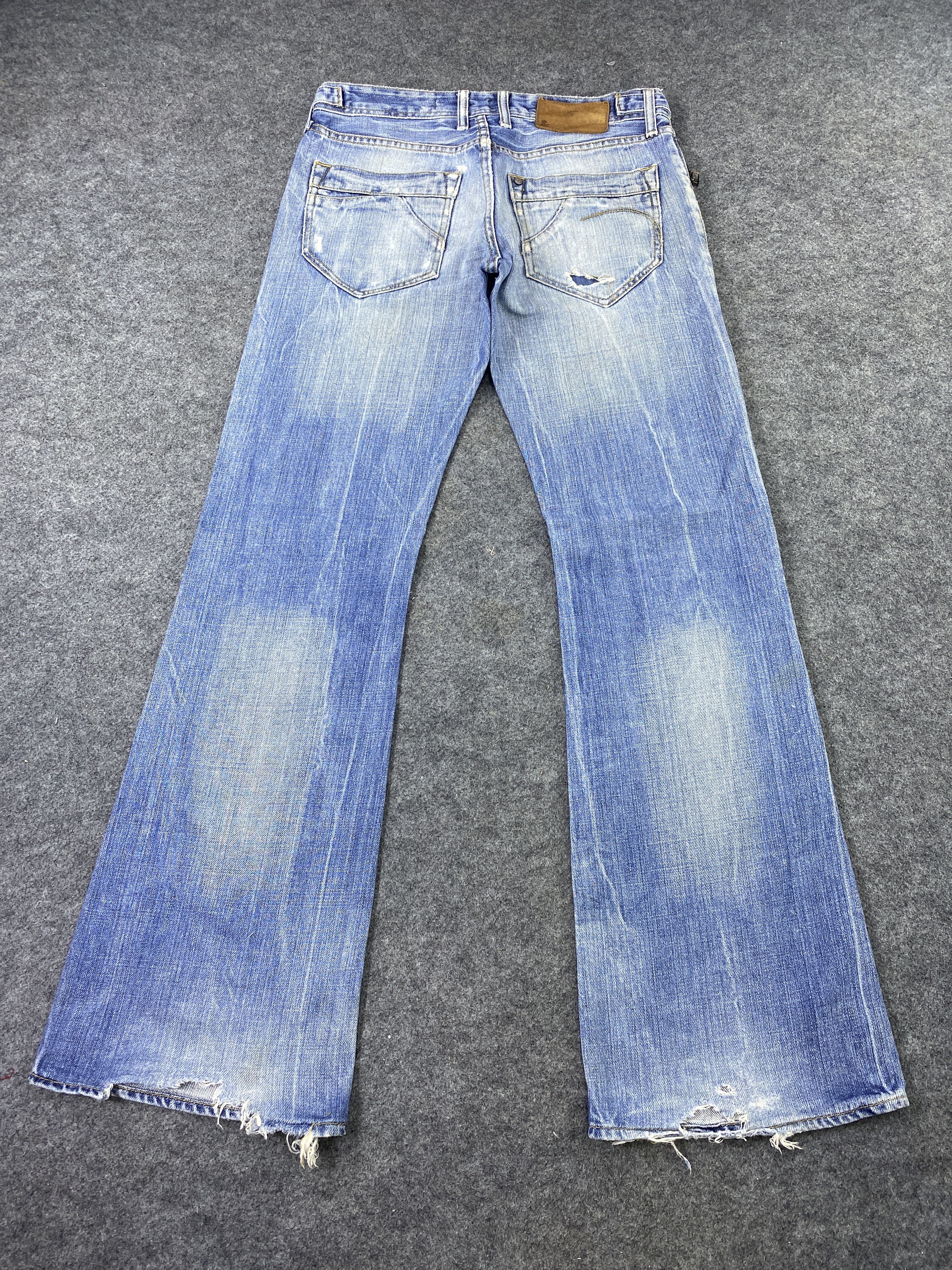 Jean & Distressed Blue Wash Flare Denim - J974 Size US 32 / EU 48 - 4 Thumbnail
