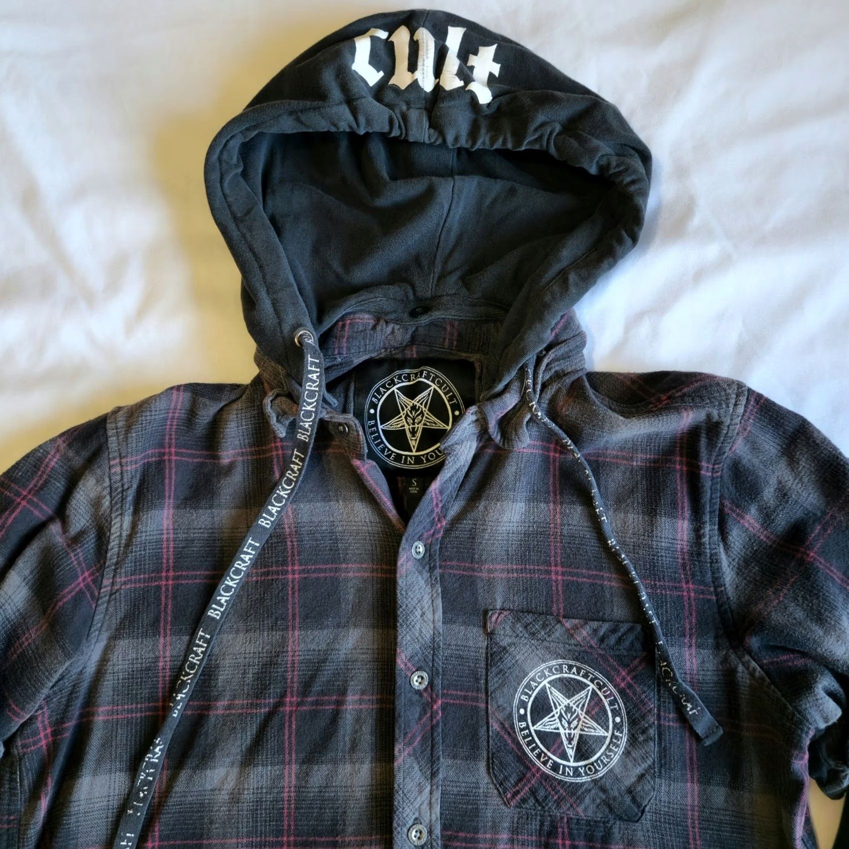 Vintage BlackCraft Cult Hooded Button Shirt S Red Grey Black Plaid Gothic Grunge Mens Size US S / EU 44-46 / 1 - 2 Thumbnail