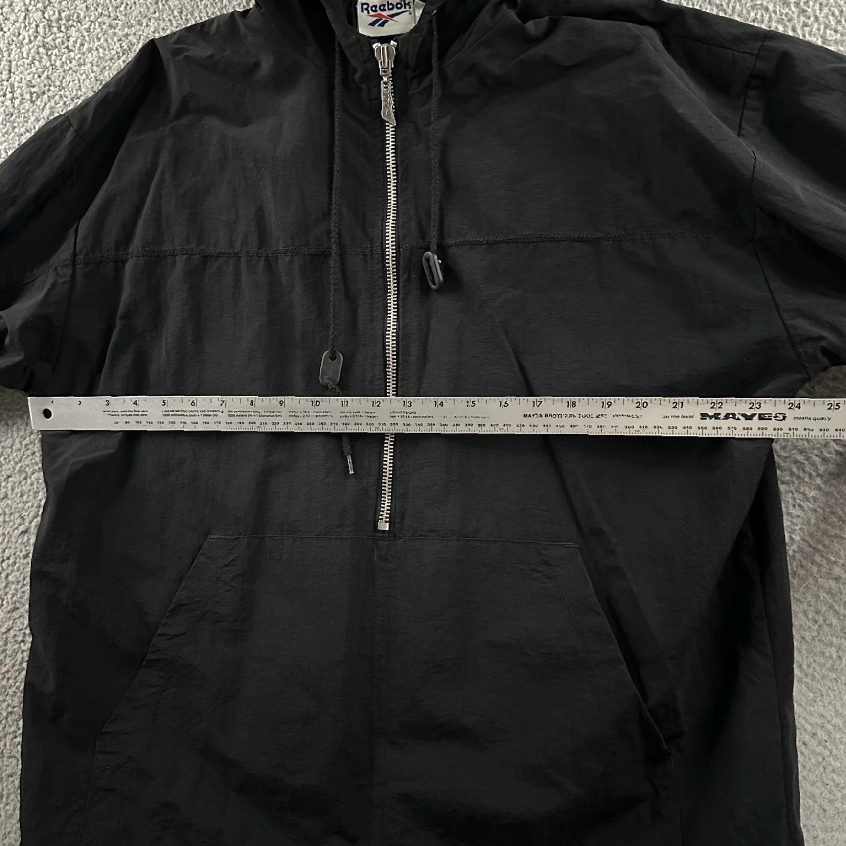 Reebok VINTAGE Reebok Jacket Windbreaker Mens Black Size S Half Zip 100% Nylon Size US S / EU 44-46 / 1 - 7 Thumbnail