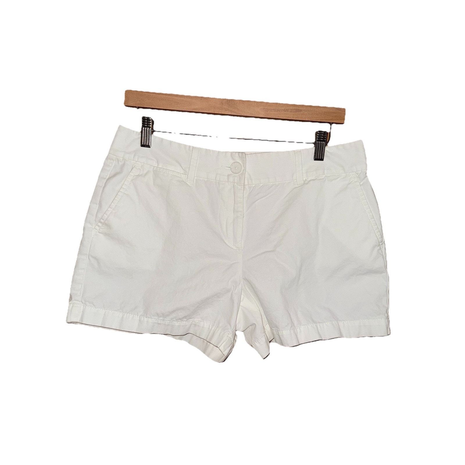 Loft LOFT Women's Shorts Size 6 White Mid Rise Size 28" / US 6 / IT 42 - 1 Thumbnail