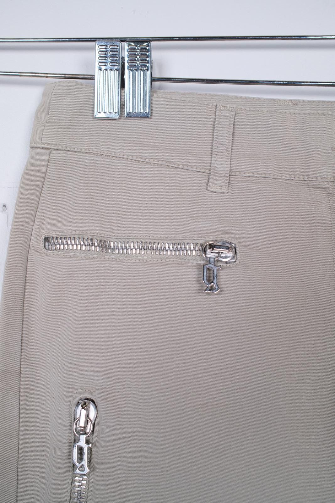 John Galliano 00's John Galliano Tapered Capri Size 32" / US 10 / IT 46 - 4 Thumbnail