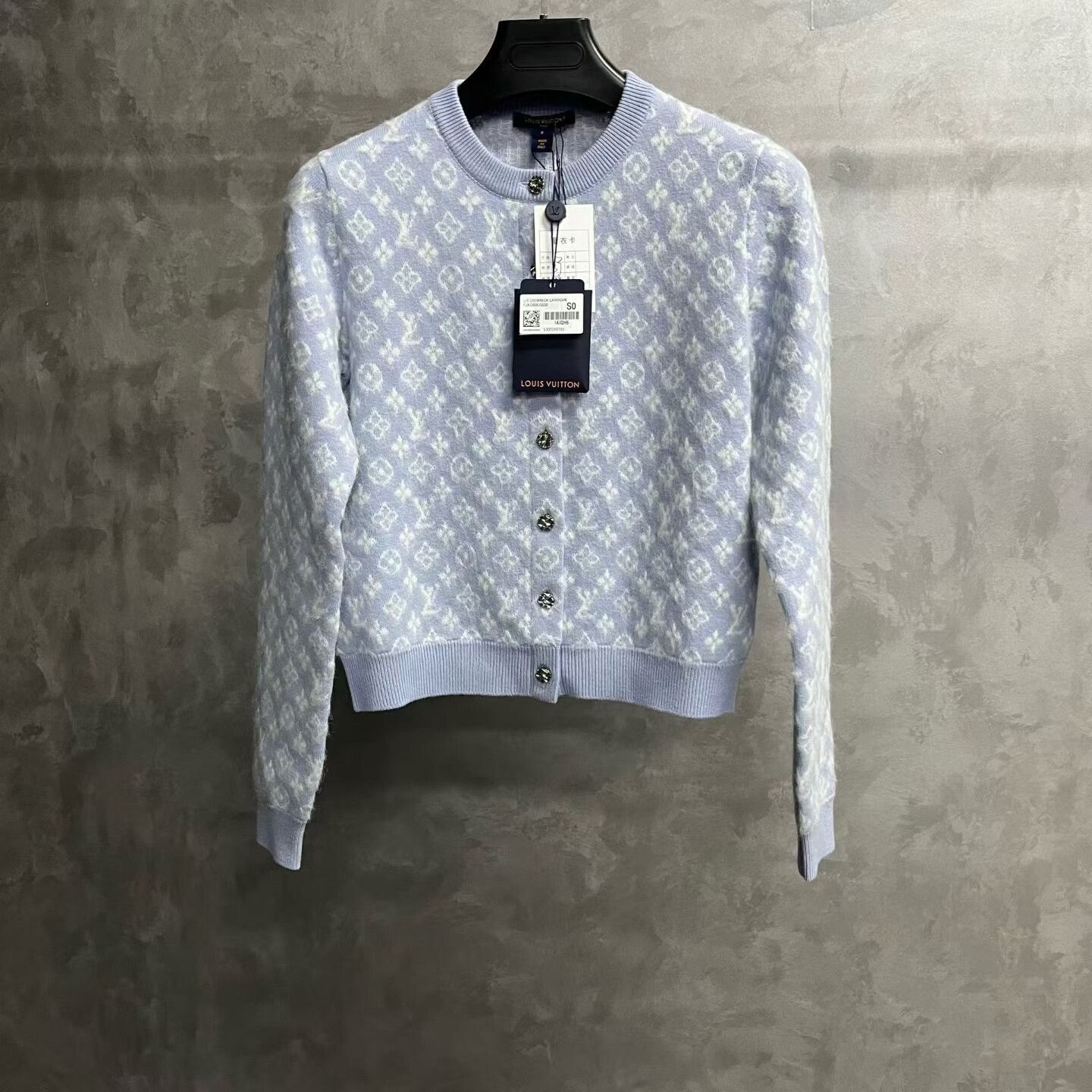 Louis Vuitton Louis Vuitton Knit Graphic Sweater s Men Size US S / EU 44-46 / 1 - 1 Thumbnail